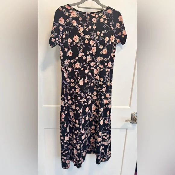 Flowered Dress - Picture 2 of 4